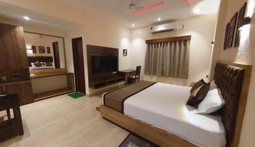 Standard King Room