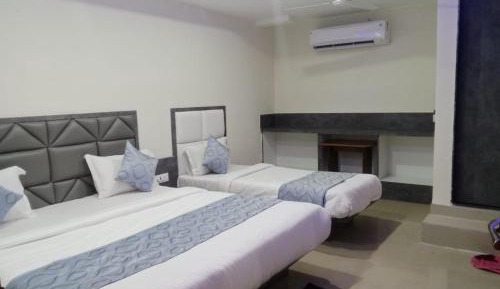 Classic Triple Room
