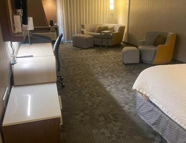 King Studio with Sofa Bed