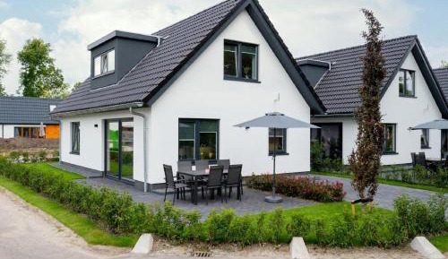 Three-Bedroom Holiday Home 