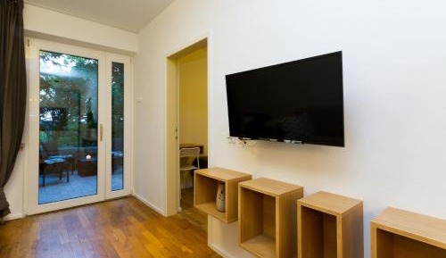 Two-Bedroom Apartment with Terrace and Garden View