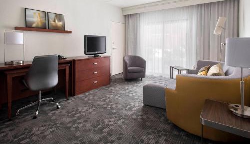 King Suite with Sofa Bed