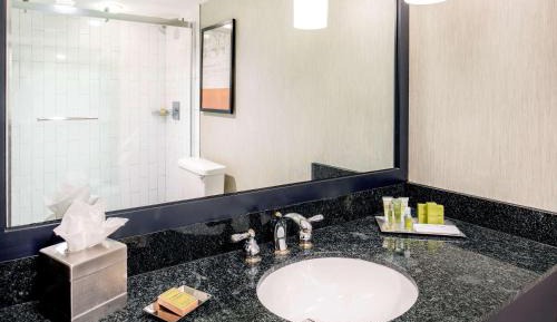 King Room with Balcony and View