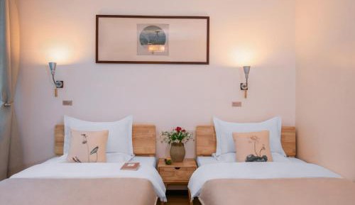Superior Twin Room with Garden View