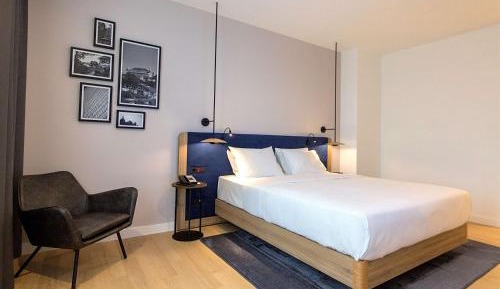 King Room - Mobility Accessible 