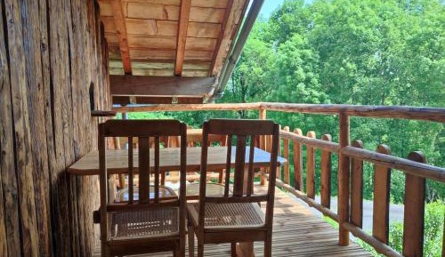 Family Room with Mountain View