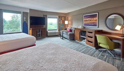 Queen Studio Suite with Two Queen Beds and Sofa Bed - Non-Smoking