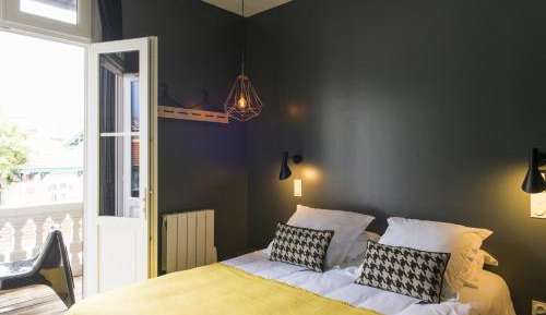 Deluxe Double Room with Balcony