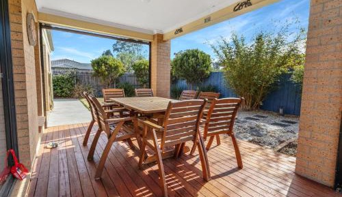 Three-Bedroom Holiday Home 