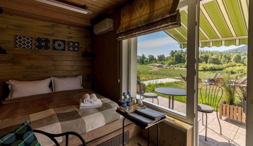 Quadruple Room with Terrace