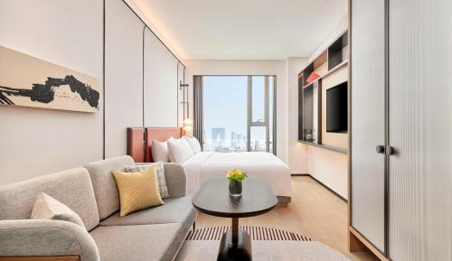 Habitat King Room