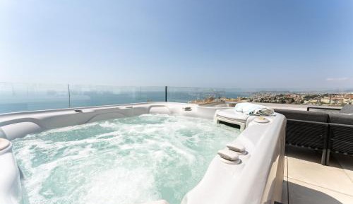 Three-Bedroom Superior Apartment