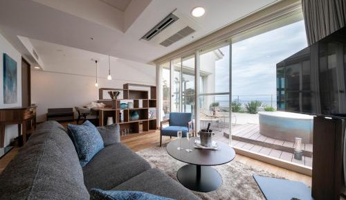 Suite with Sea View