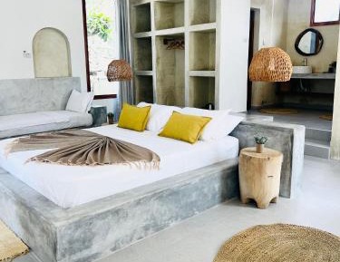 Junior Suite with Private Pool