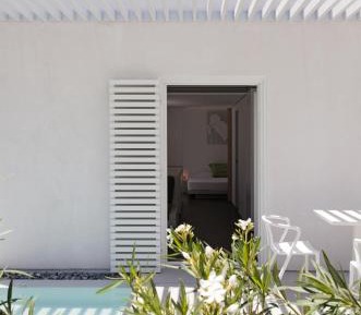 Superior Suite with Private Hydromassage Tub 