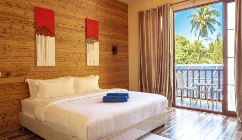 Deluxe Double Room with Balcony