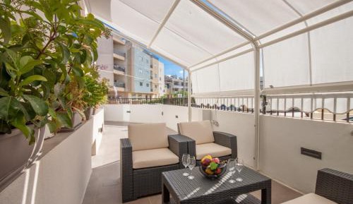 Apartment with Terrace