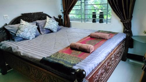 Deluxe Double Room with Shower