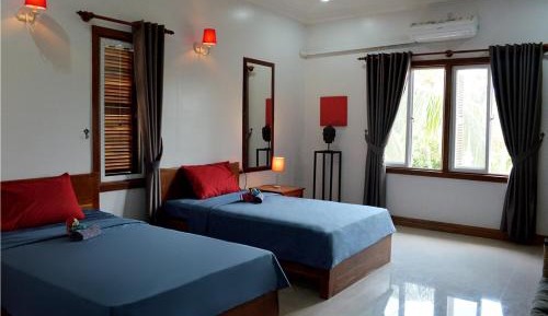 Twin Room with Pool View