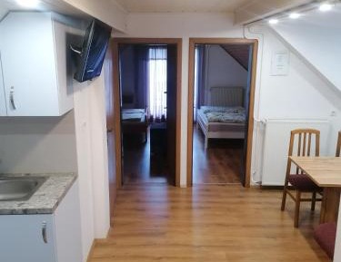 Two-Bedroom Apartment (5 Adults)