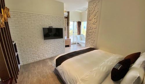 Deluxe Double Room with Castle View