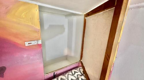 6-Bed Deluxe Dormitory