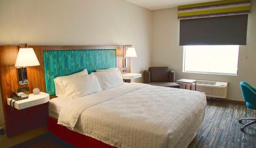 King Studio Suite - Mobility Access/Non-Smoking