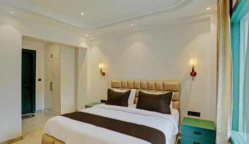 Superior King Room