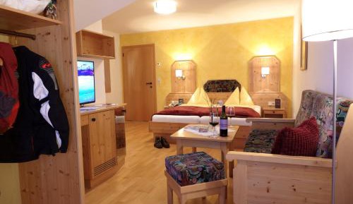 Double Room with Mountain View