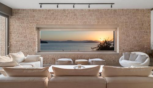 Villa with Sea View