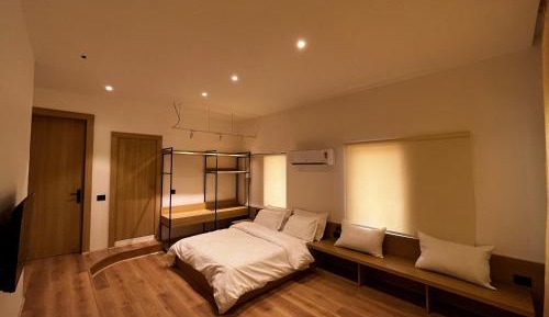 Suite with Balcony