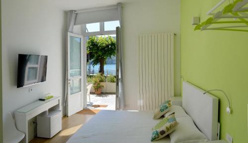 Double Room with Lake View