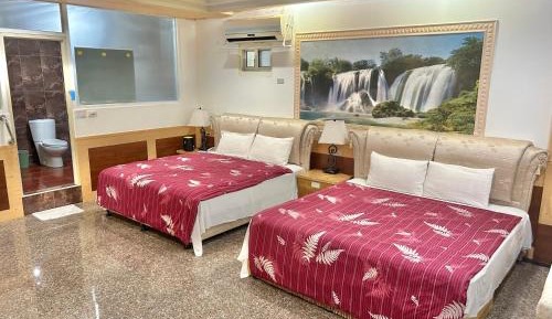 Quadruple Room with Bathroom