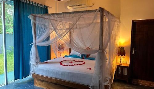 Deluxe Double Room with Outdoor Shower