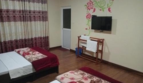 Deluxe Family Room