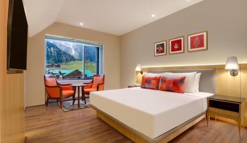 Deluxe King Room