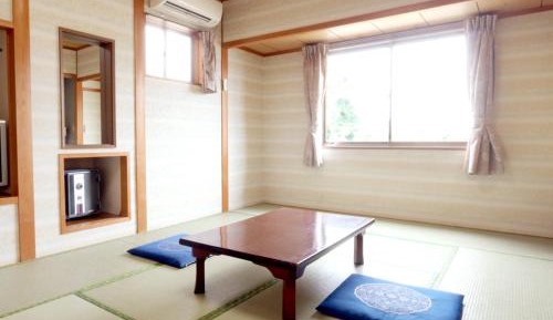 Japanese-Style Room