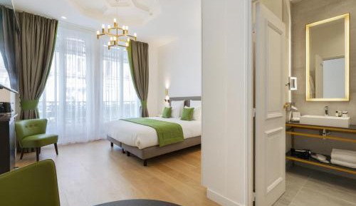 Deluxe Double Room with Balcony