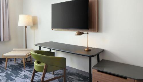 Queen Room with Two Queen Beds - Hearing Accessible
