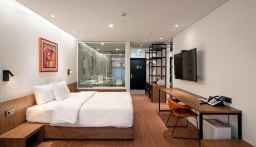 Ocean Deluxe Room