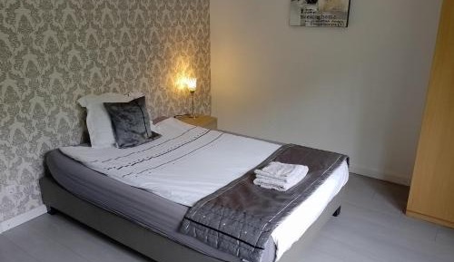 Single Room with Bathroom