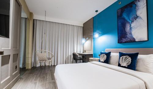 Double Room with Balcony and Sea View
