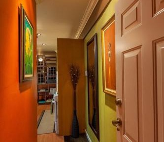 Deluxe Queen Studio 