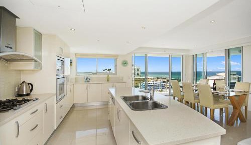 Three-Bedroom Apartment with Ocean View