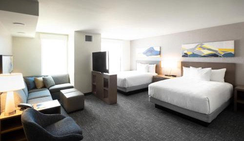 Studio Suite with Two Queen Beds, Sofa Bed and Kitchen