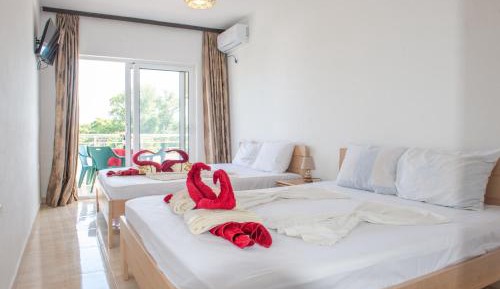 Quadruple Room with Sea View