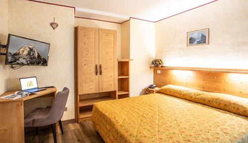Double or Twin Room with Balcony