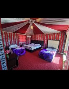 King Room with Mountain View