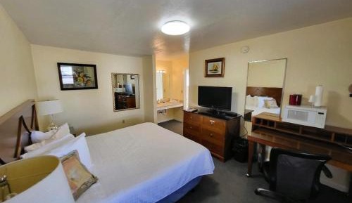 Premium King Bed