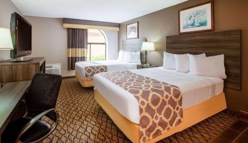 Queen Room with Two Queen Beds - Non-Smoking